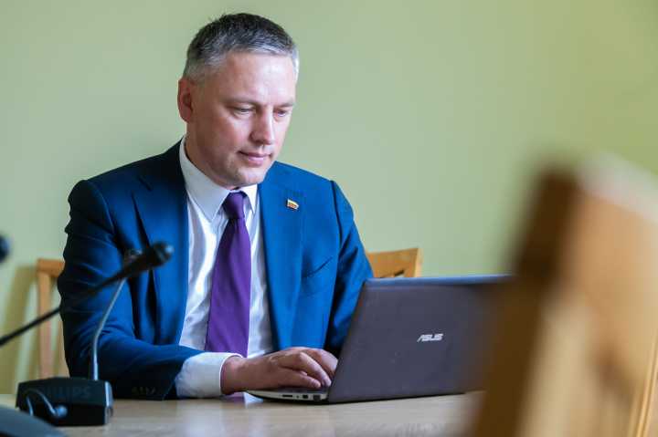 Vytautas Bakas: „Neįgaliųjų socialinės integracijos įstatymo įsigaliojimo atidėjimo terminas diskriminuoja negalią turinčius žmones“